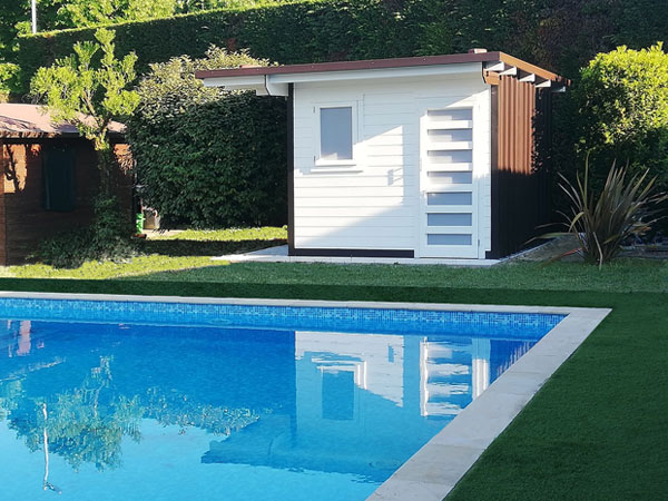 casetta da giardino moderna su misura