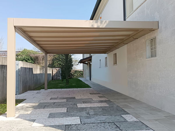 tettoie in metallo